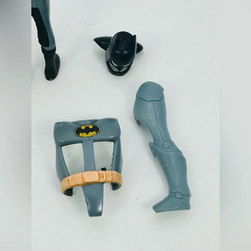 VTG Kenner DC Comics Batman The Animated Series Snap on Armor Figure 825-75 1993